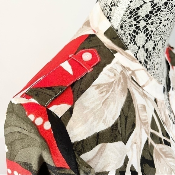 Calvin Klein Tropical Print Round Split Neck Roll Tab Long Sleeve Blouse Size M - Picture 3 of 16